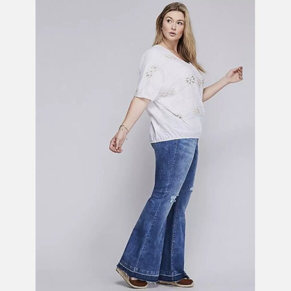 Lane Bryant Embroidered Wedge Drama Top 18/20 - Picture 4 of 12